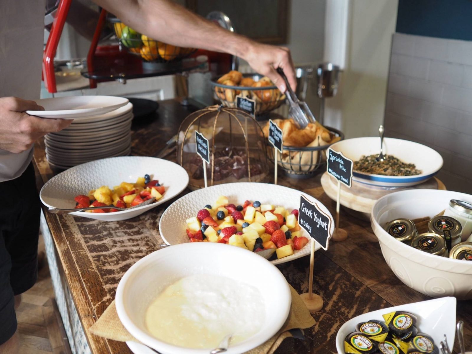 A Romantic Night In The Cotswolds {The Painswick}